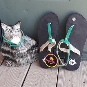 NWT Sisal Sandals with detachable green straps & cushiony black soles